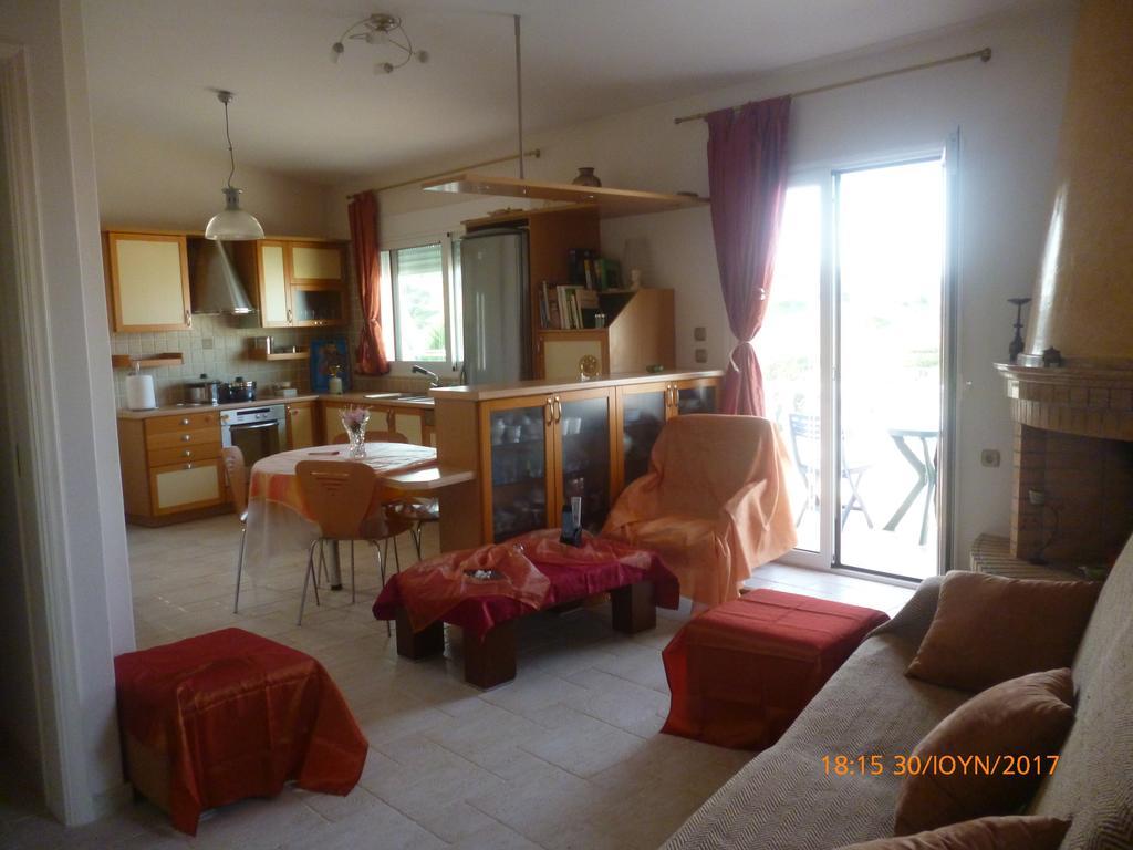 Vila Perigiali Seaside Vromopousi Exteriér fotografie